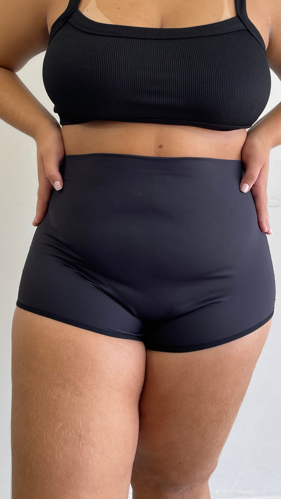 Calcinha Dubali Cintura Europeia: Modela e Eleva o Bumbum Feminino!