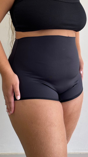 Calcinha Dubali Cintura Europeia: Modela e Eleva o Bumbum Feminino!